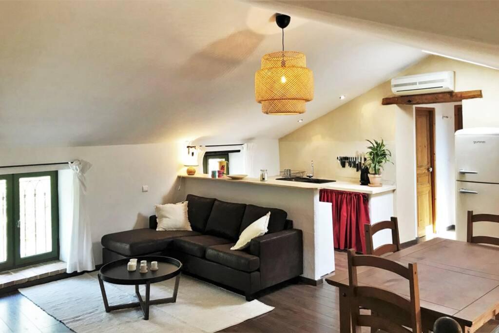 Appartement COEUR de GOUDARGUES! 3 ch, 3 SDB, Extérieur, CLIM Extérieur photo