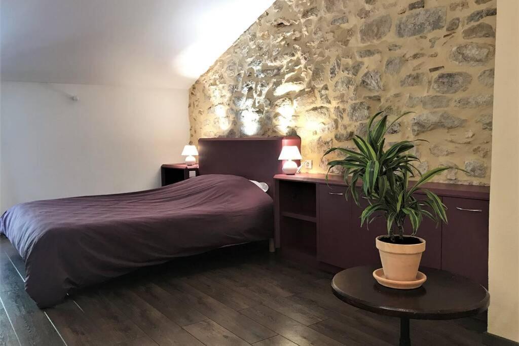 Appartement COEUR de GOUDARGUES! 3 ch, 3 SDB, Extérieur, CLIM Extérieur photo